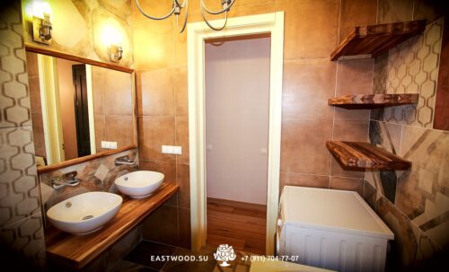 Купить Зеркало в ванную массив тика на сайте Azokhe с быстрой доставкой по Москве и области.
